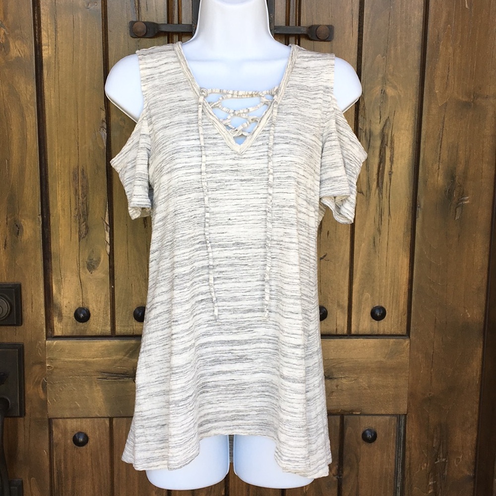 Style and Co. Cold Shoulder V-neck Tie Top XS - Picture 2 of 7